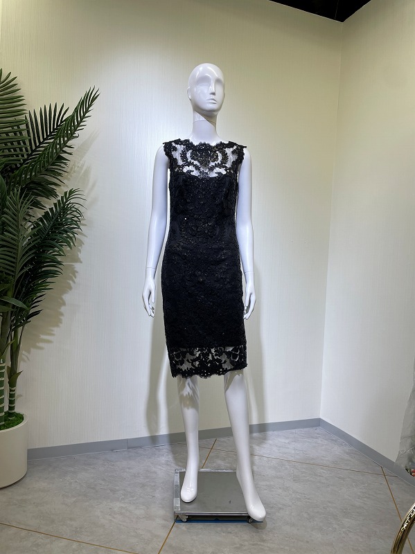 【レンタルドレス 2363】立体フラワー刺繍デコルテシアータイトミディアムドレス ブラック【TADASHI SHOJI】